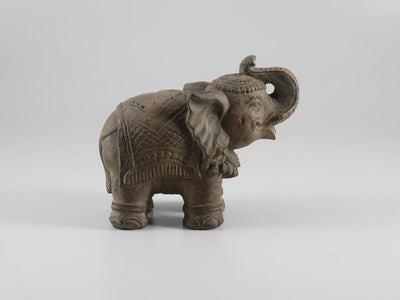 ESCULTURA ELEFANTE TROMPA ARRIBA
