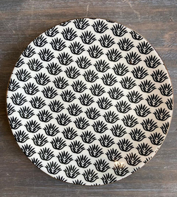 Platos Estilo Unico Negro Con Dorado