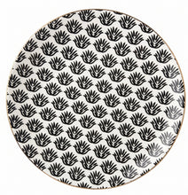 Cargar imagen en el visor de la galería, Plato con Diseño Negro y Filo Dorado