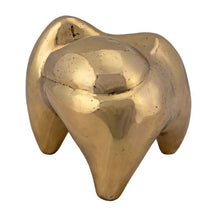 Cargar imagen en el visor de la galería, Escultura Surrealista Dorada