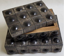 Cargar imagen en el visor de la galería, Caja de Cuerno Burbujas