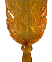Cargar imagen en el visor de la galería, Copa Tallada Ocre