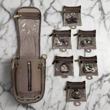 Cargar imagen en el visor de la galería, Estuche joyeria con bolsitas bronze