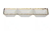 Cargar imagen en el visor de la galería, Charola triple blanca filo dorado