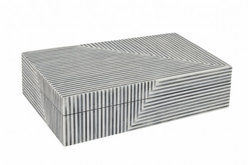 Caja Blanca con Negro Grande