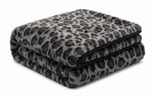 Cargar imagen en el visor de la galería, Cobija Leopardo Negra