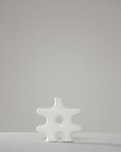 Cargar imagen en el visor de la galería, Florero Estrella Blanco