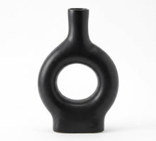 Cargar imagen en el visor de la galería, Florero Negro Redondo